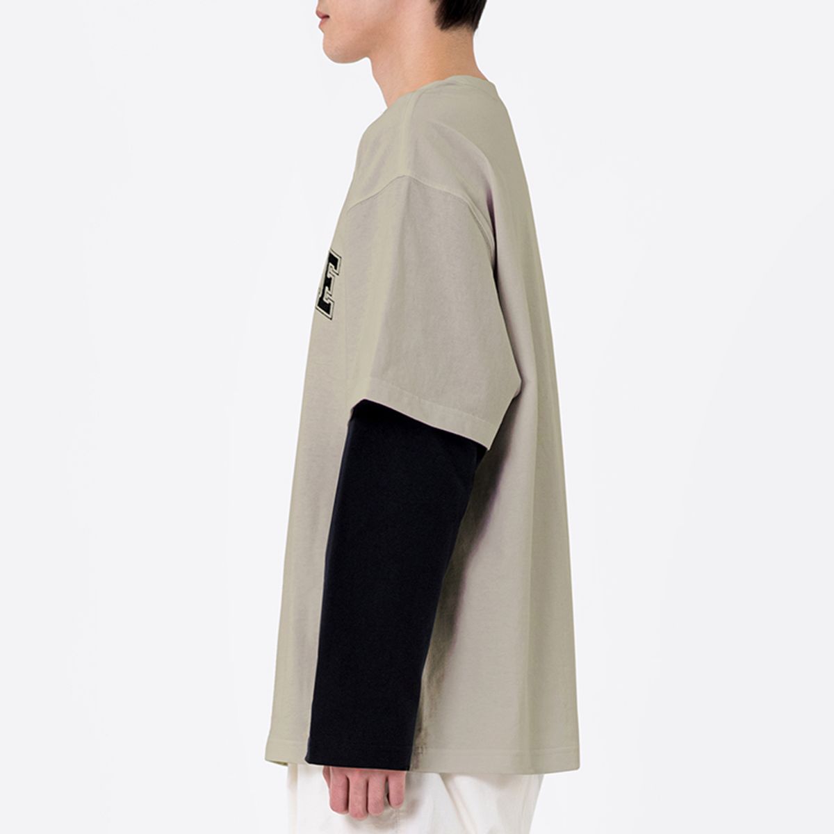 쿨트(KULTE) A-COLLEGE LAYERED T-SHIRT 라이트베이지