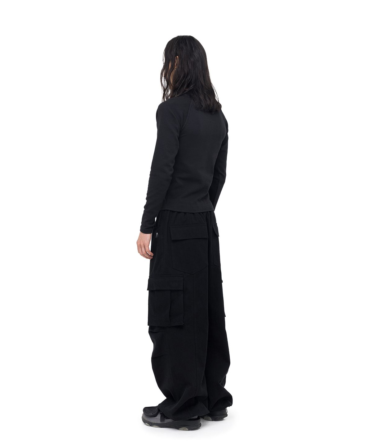아캄(AAKAM) Stitch Tight Top (Black)