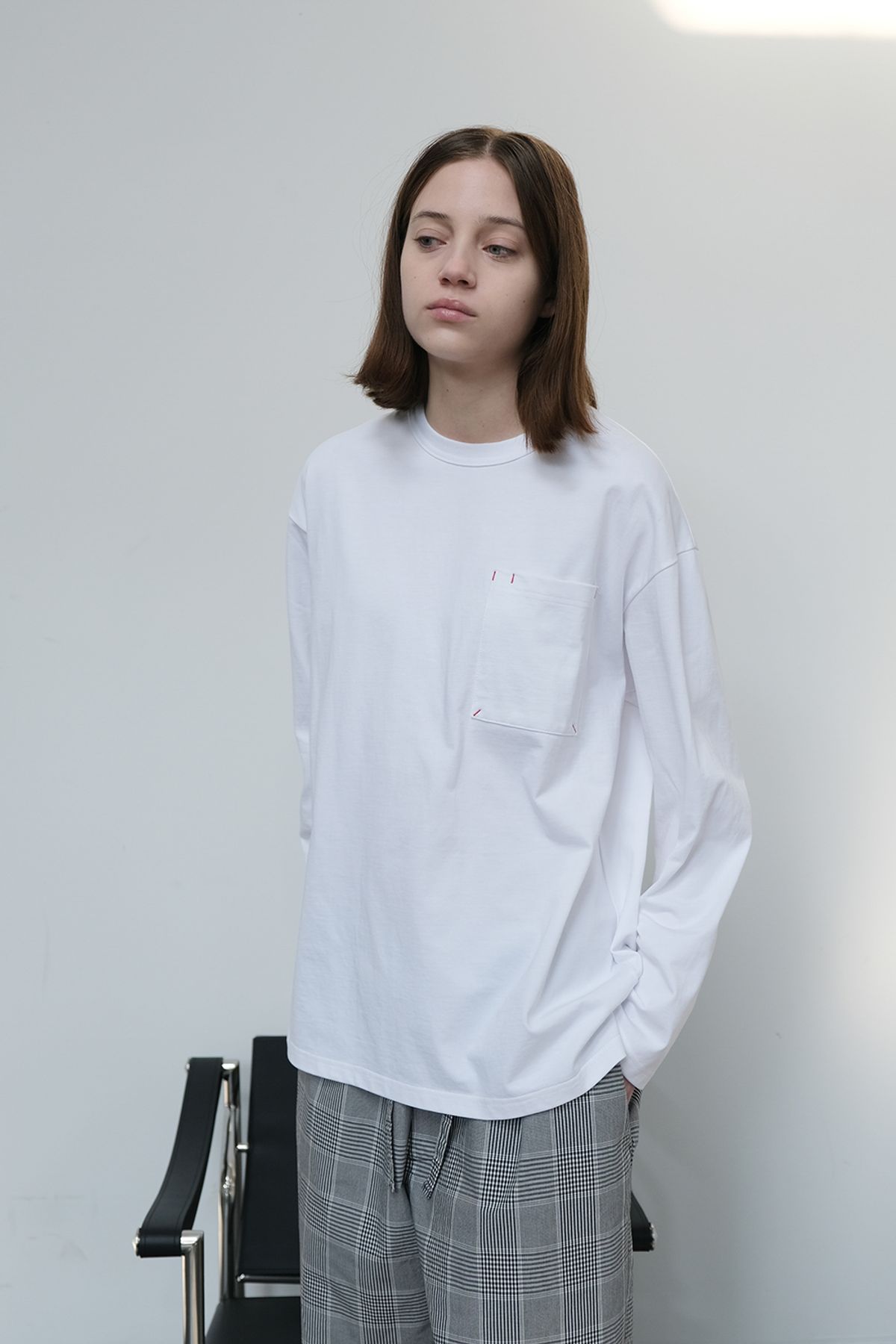 홀리선(HORLISUN) Lawrence Long Sleeve T-shirt White