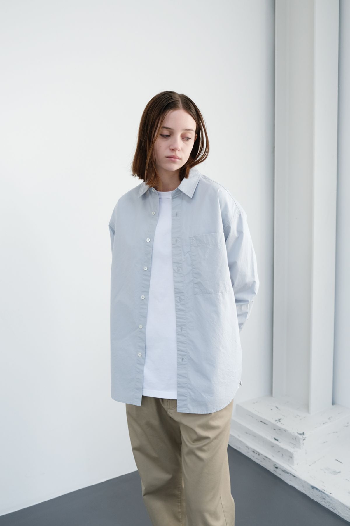 홀리선(HORLISUN) Jane Solid Extra Typewriter Shirt Light Blue