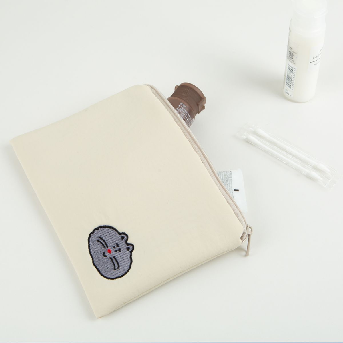 올뉴프레임(ALL NEW FRAME) Airy Pouch - 양송이