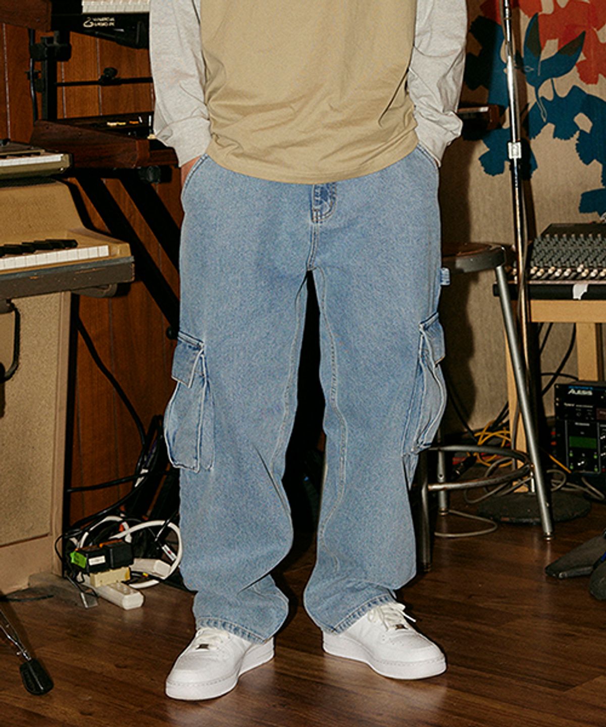 위캔더스(WKNDRS) DENIM CARGO PANTS (L.DENIM)