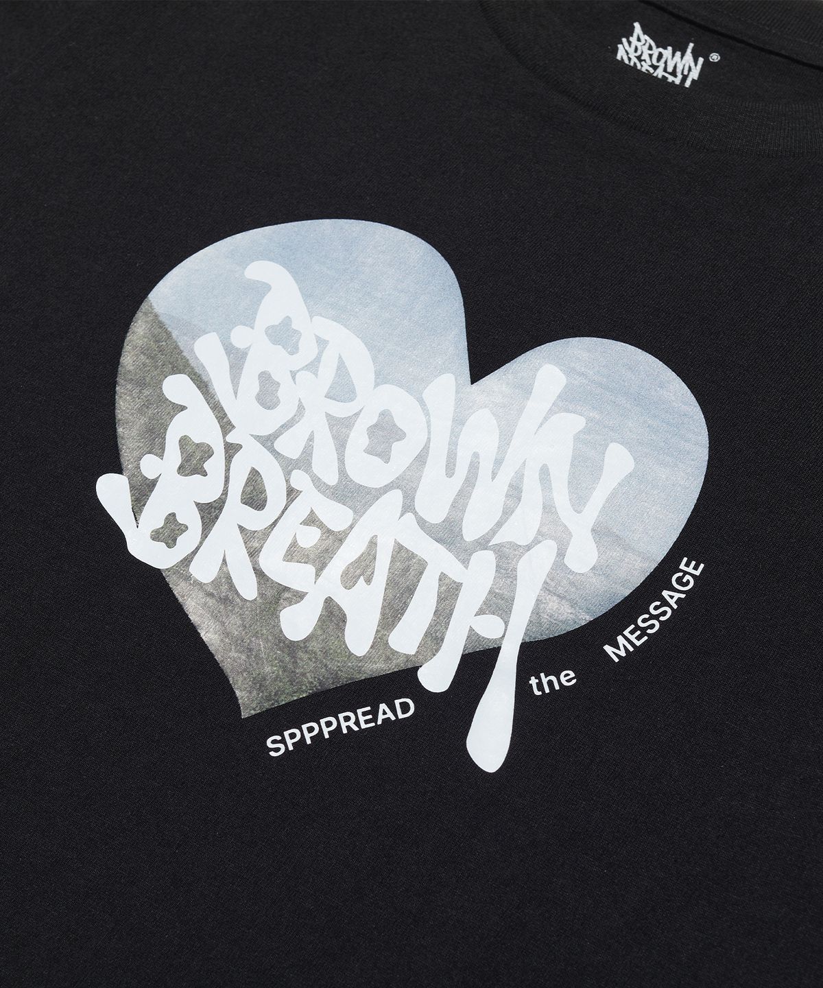 브라운브레스(BROWNBREATH) W BB HEART CROP TEE - BLACK