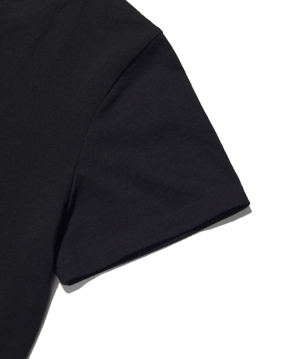브라운브레스(BROWNBREATH) W BB HEART CROP TEE - BLACK