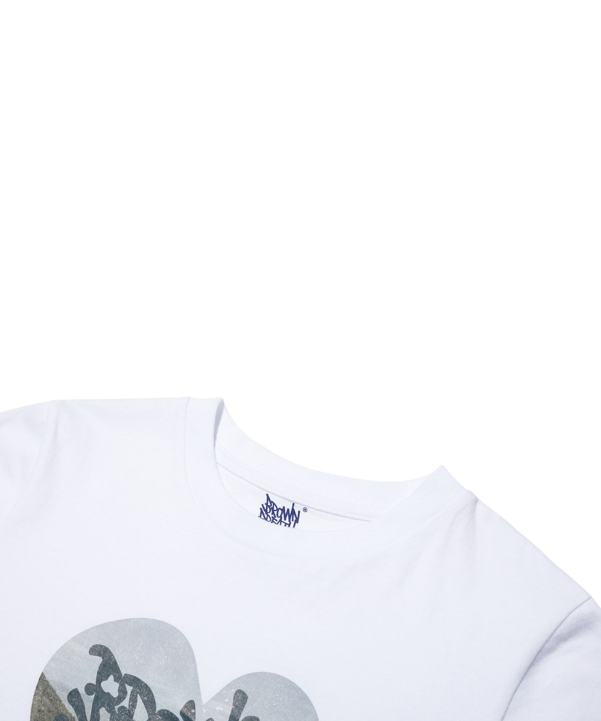 브라운브레스(BROWNBREATH) W BB HEART CROP TEE - WHITE