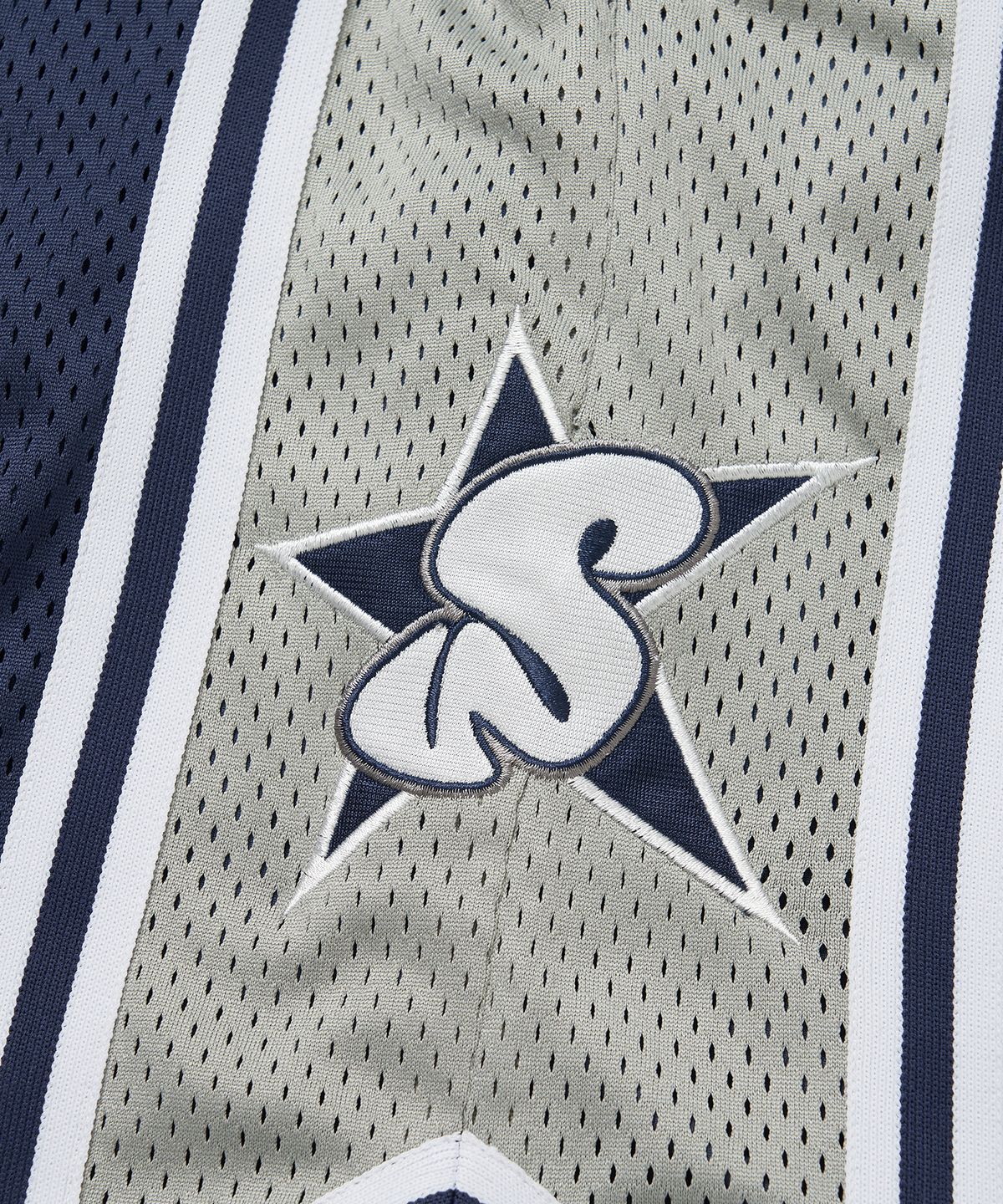 위캔더스(WKNDRS) BASKETBALL SHORTS (NAVY)