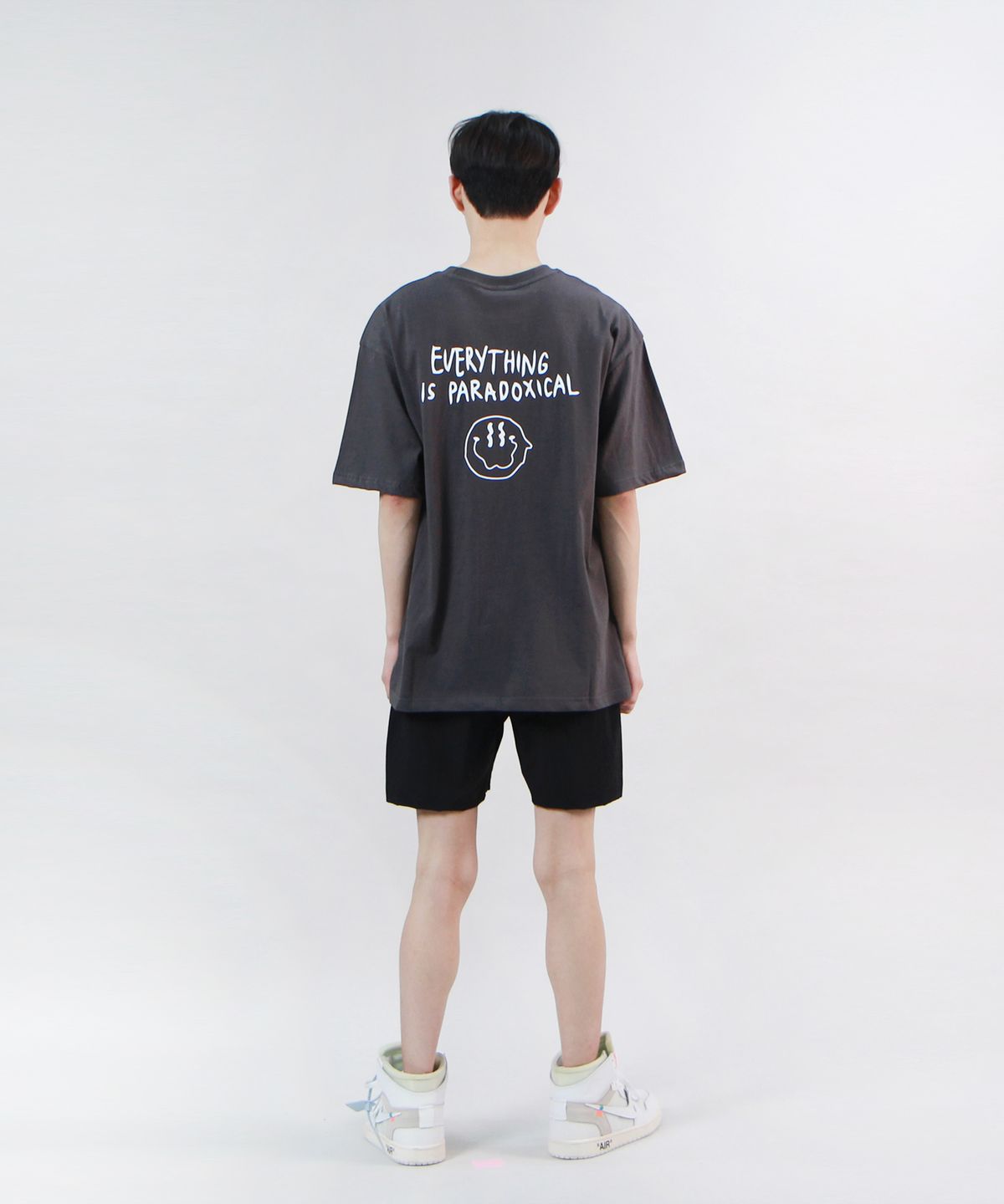 앱놀머씽(ABNORMALTHING) SMILE23 T-SHIRT (CHARCOAL)