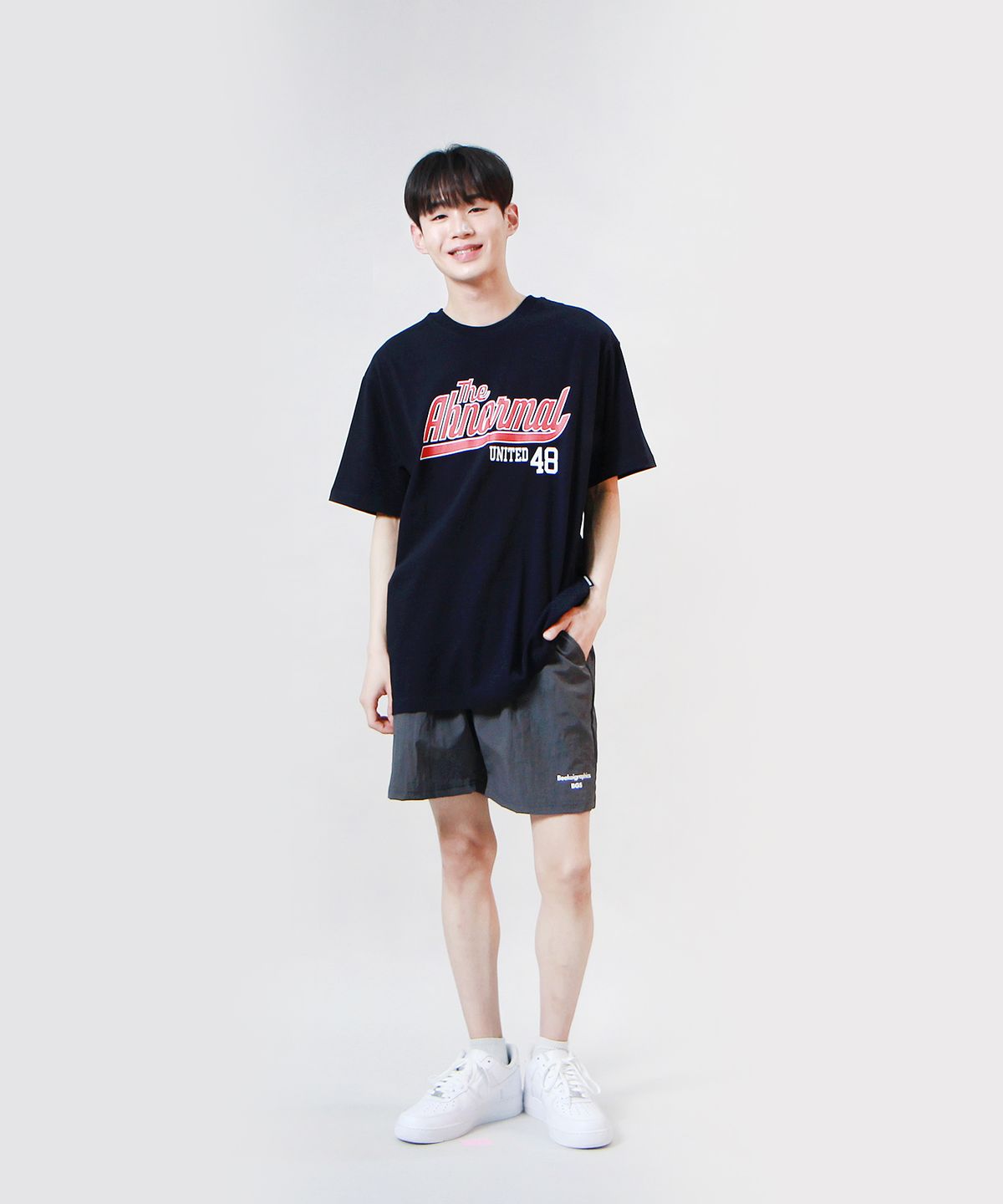 앱놀머씽(ABNORMALTHING) TAU23 T-SHIRT (NAVY)