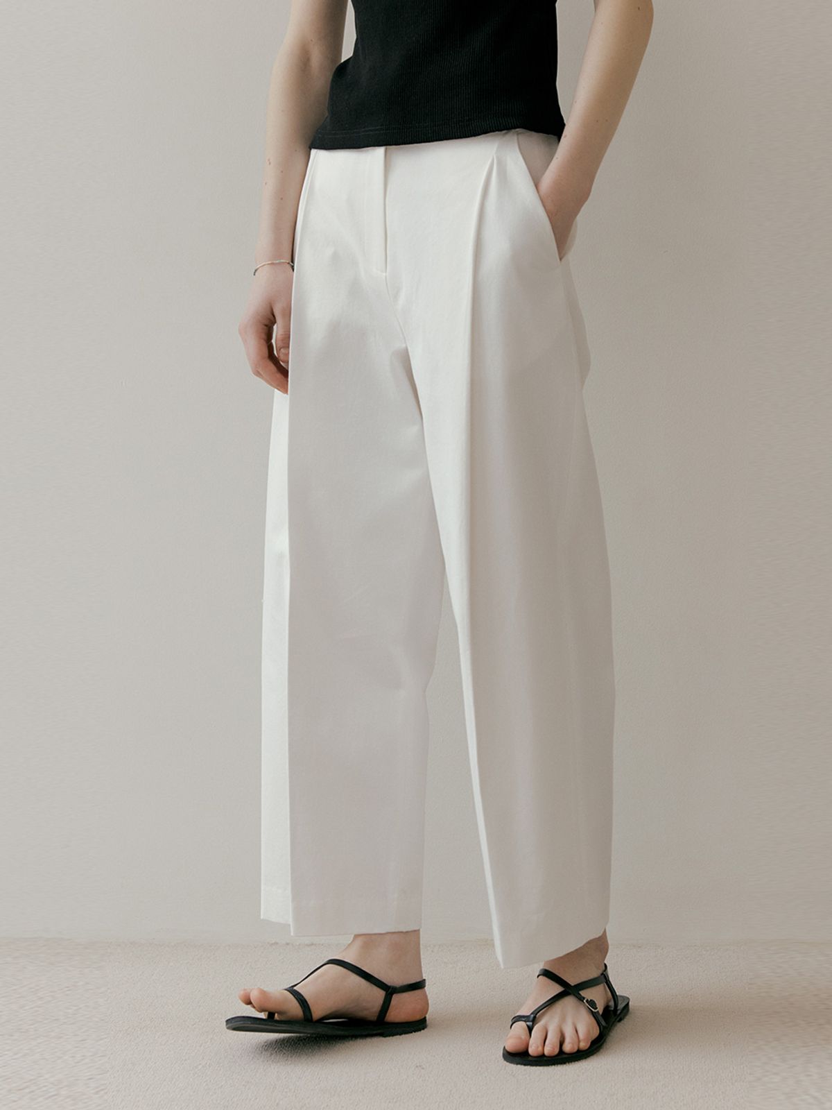 더페니(THE PENNY) BIG POCKET COTTON SLACKS