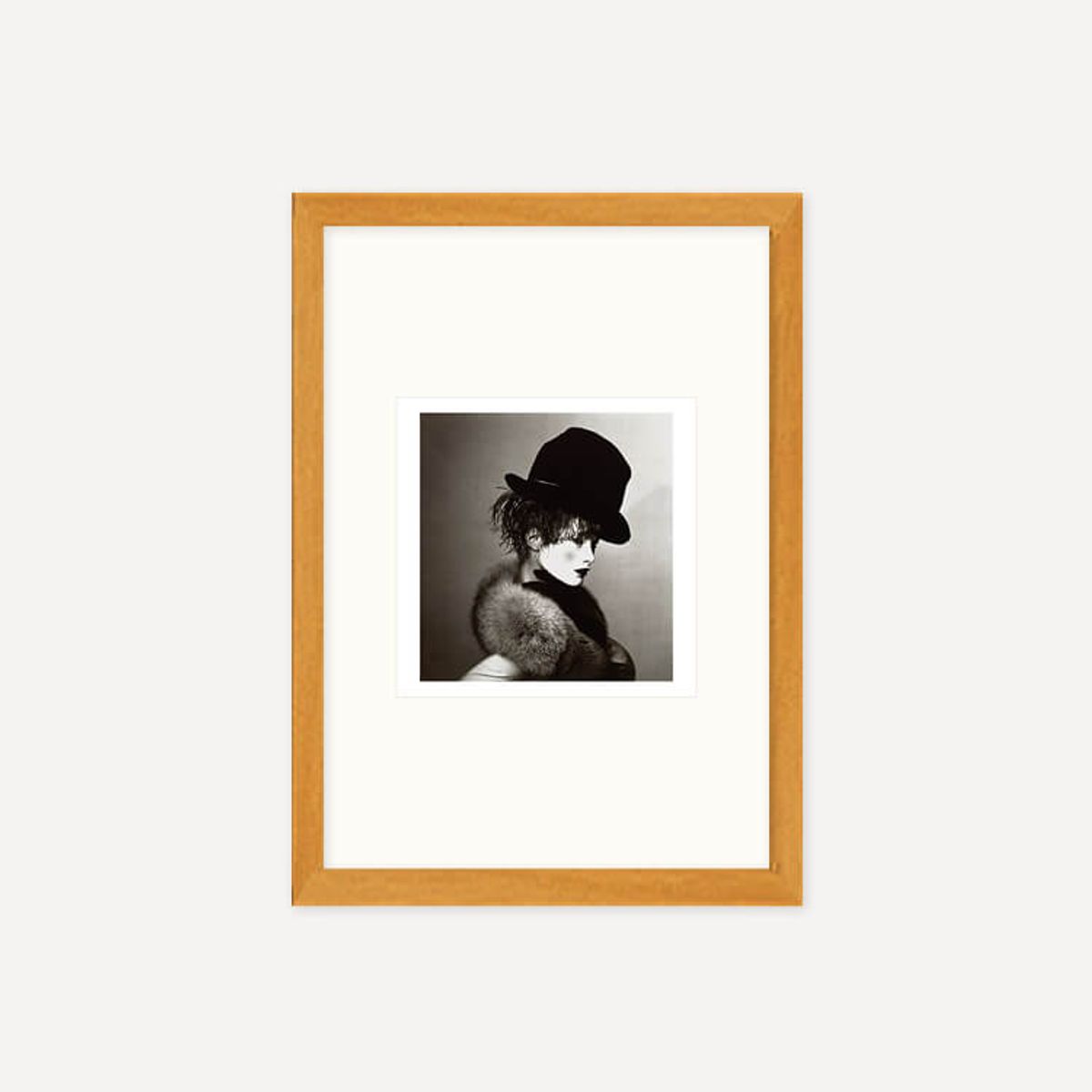 그릿시즌(GREET SEASON) 어빙 펜 Black Hat and White Face (Carolyn Murphy), 1997 (액자 포함)
