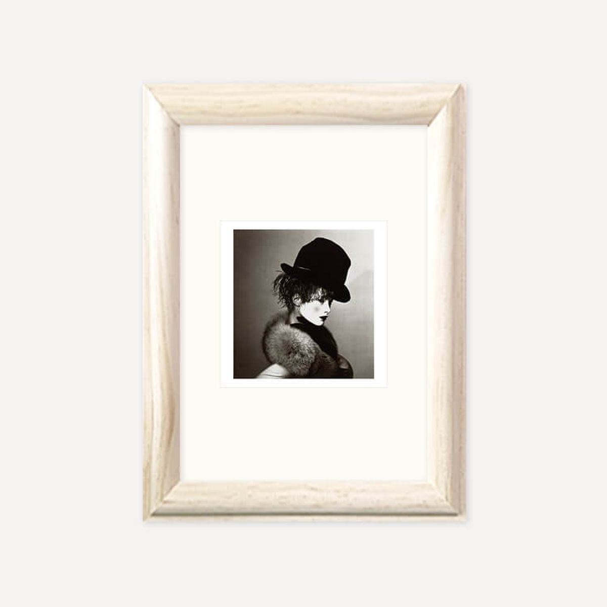 그릿시즌(GREET SEASON) 어빙 펜 Black Hat and White Face (Carolyn Murphy), 1997 (액자 포함)