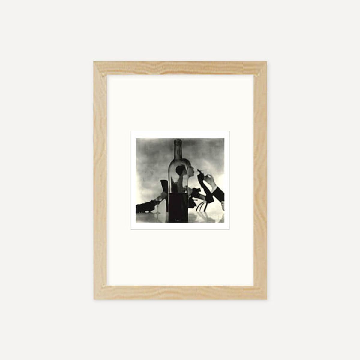 그릿시즌(GREET SEASON) 어빙 펜 Man Lighting Girl’s Cigarette (Jean Patchett), 1949 (액자 포함)