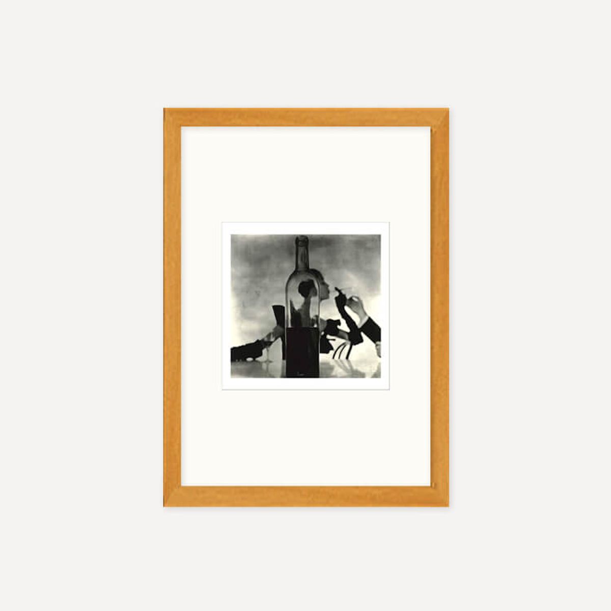 그릿시즌(GREET SEASON) 어빙 펜 Man Lighting Girl’s Cigarette (Jean Patchett), 1949 (액자 포함)