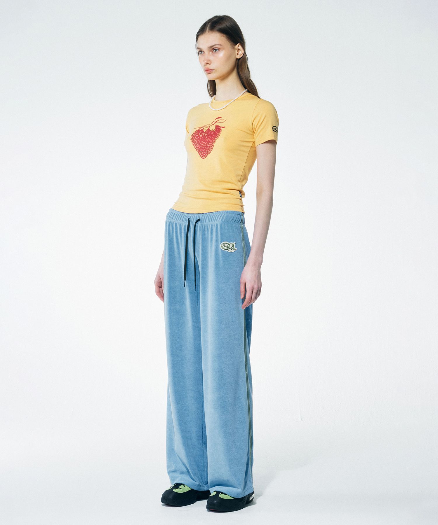 MUSINSA | SCULPTOR Strawberry Crop Top Orange