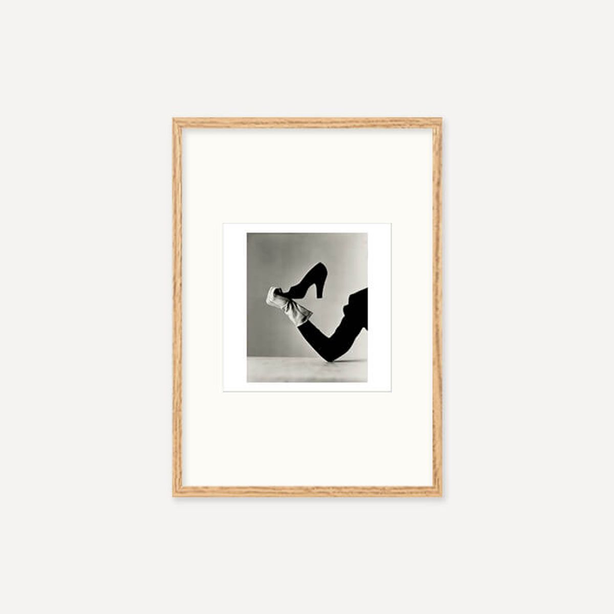 그릿시즌(GREET SEASON) 어빙 펜 Glove and Shoe, 1947 (액자 포함)