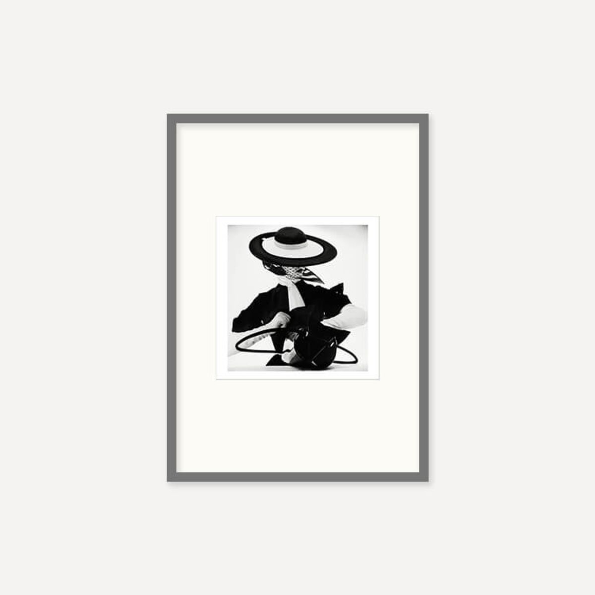 그릿시즌(GREET SEASON) 어빙 펜 Black and White Fashion with Handbag, 1950 (액자 포함)