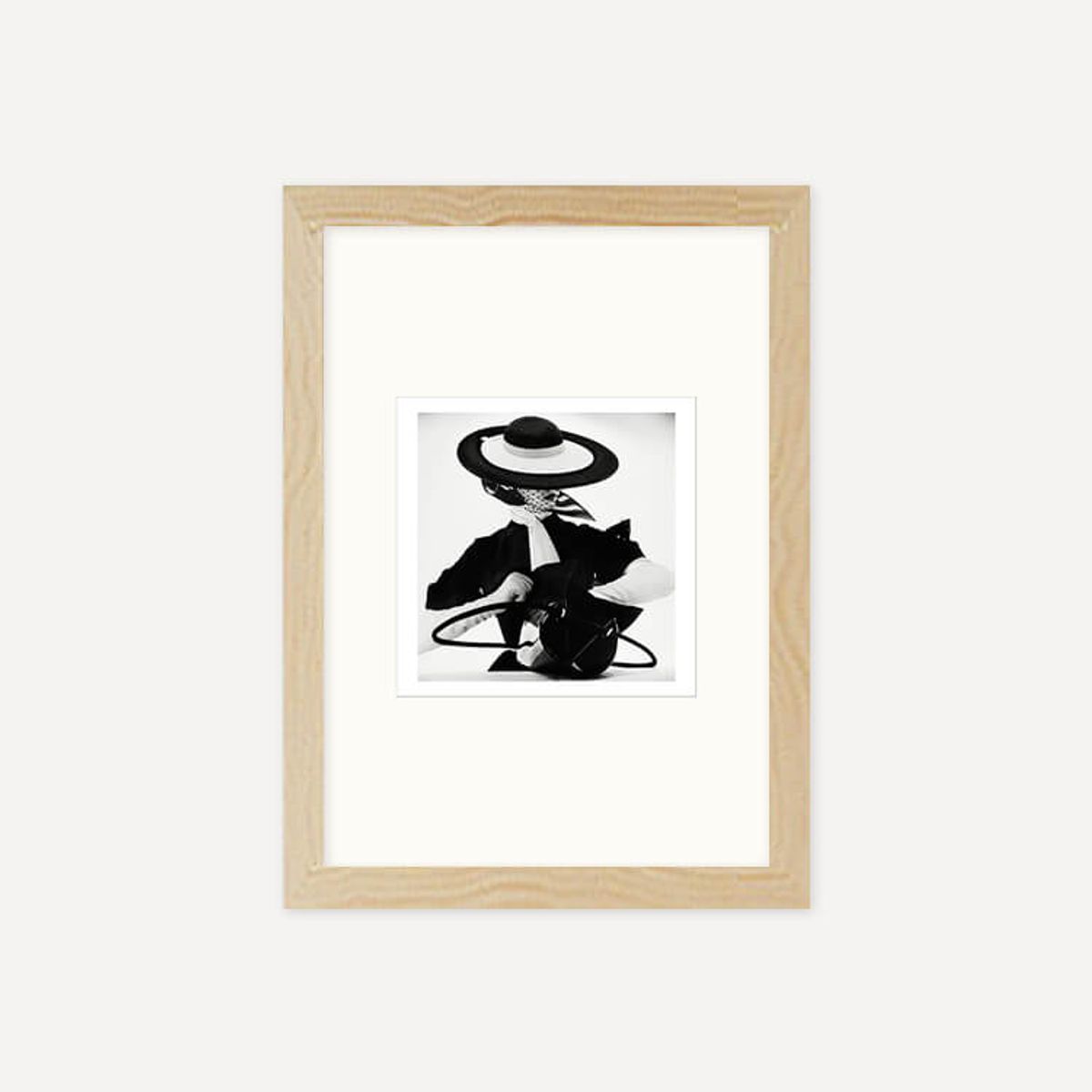 그릿시즌(GREET SEASON) 어빙 펜 Black and White Fashion with Handbag, 1950 (액자 포함)