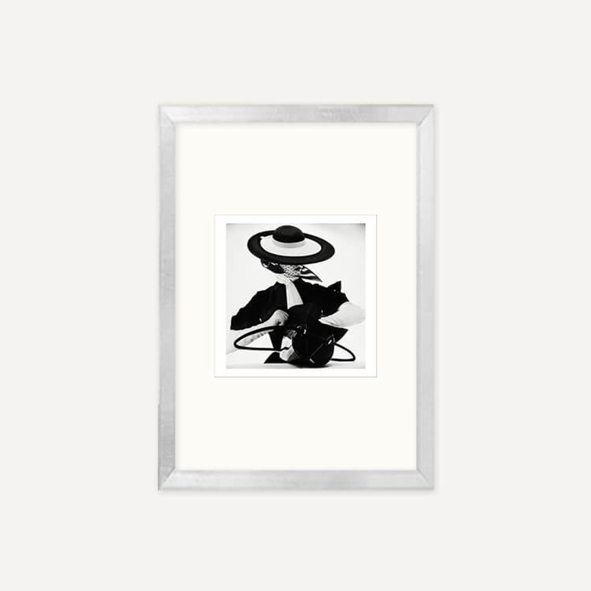 그릿시즌(GREET SEASON) 어빙 펜 Black and White Fashion with Handbag, 1950 (액자 포함)