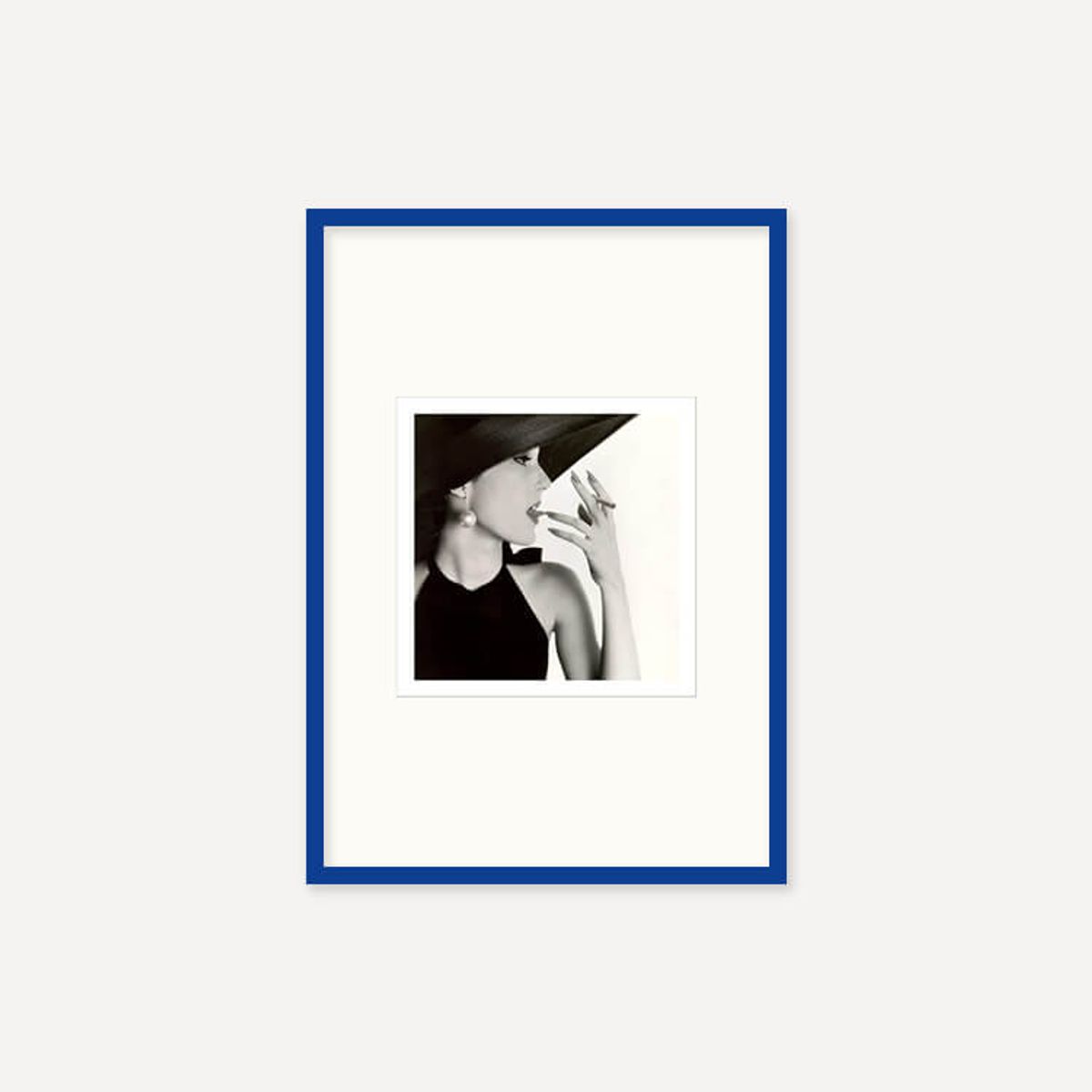 그릿시즌(GREET SEASON) 어빙 펜 Girl with Tobacco on Tongue (Mary Jane Russell), 1951 (액자 포함)