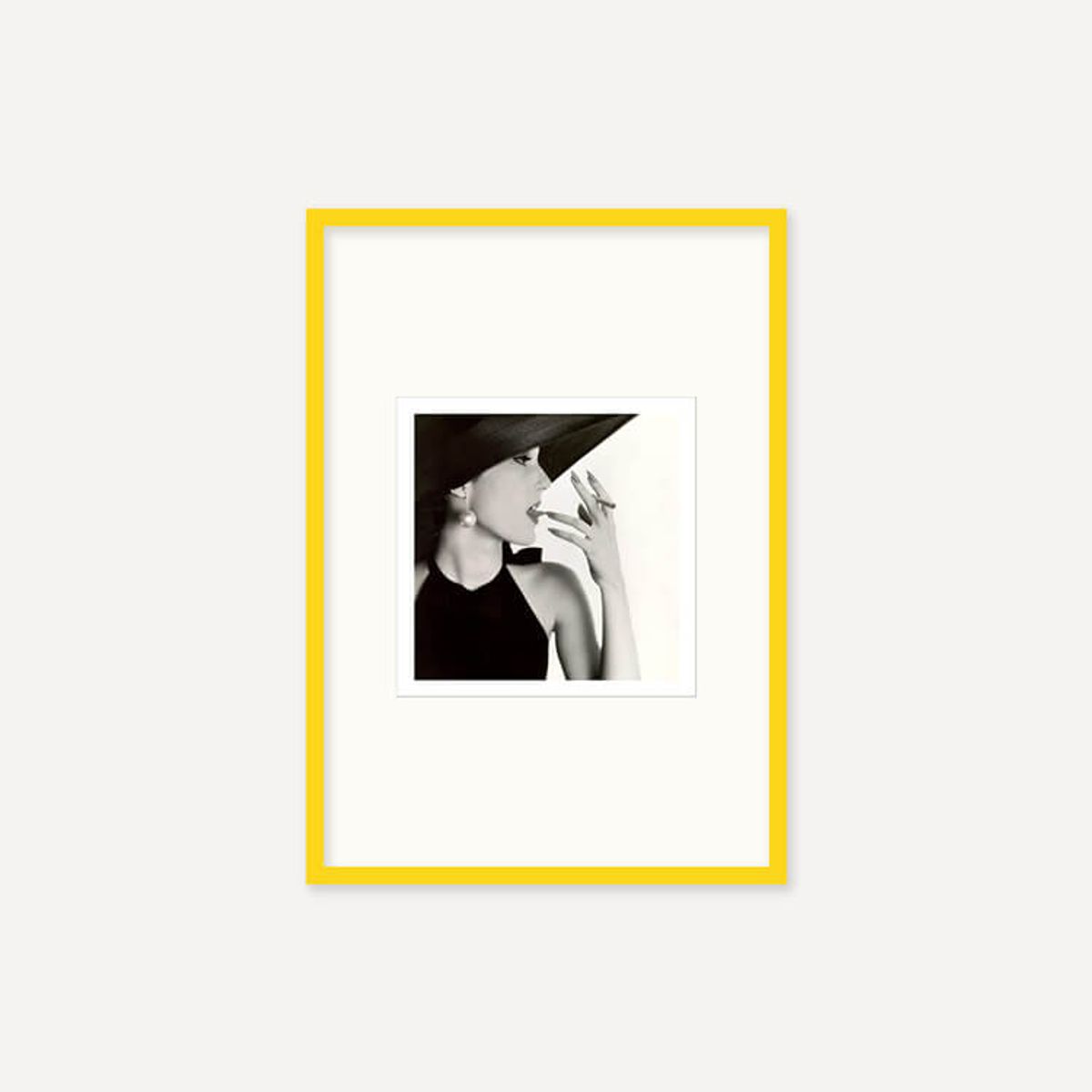 그릿시즌(GREET SEASON) 어빙 펜 Girl with Tobacco on Tongue (Mary Jane Russell), 1951 (액자 포함)