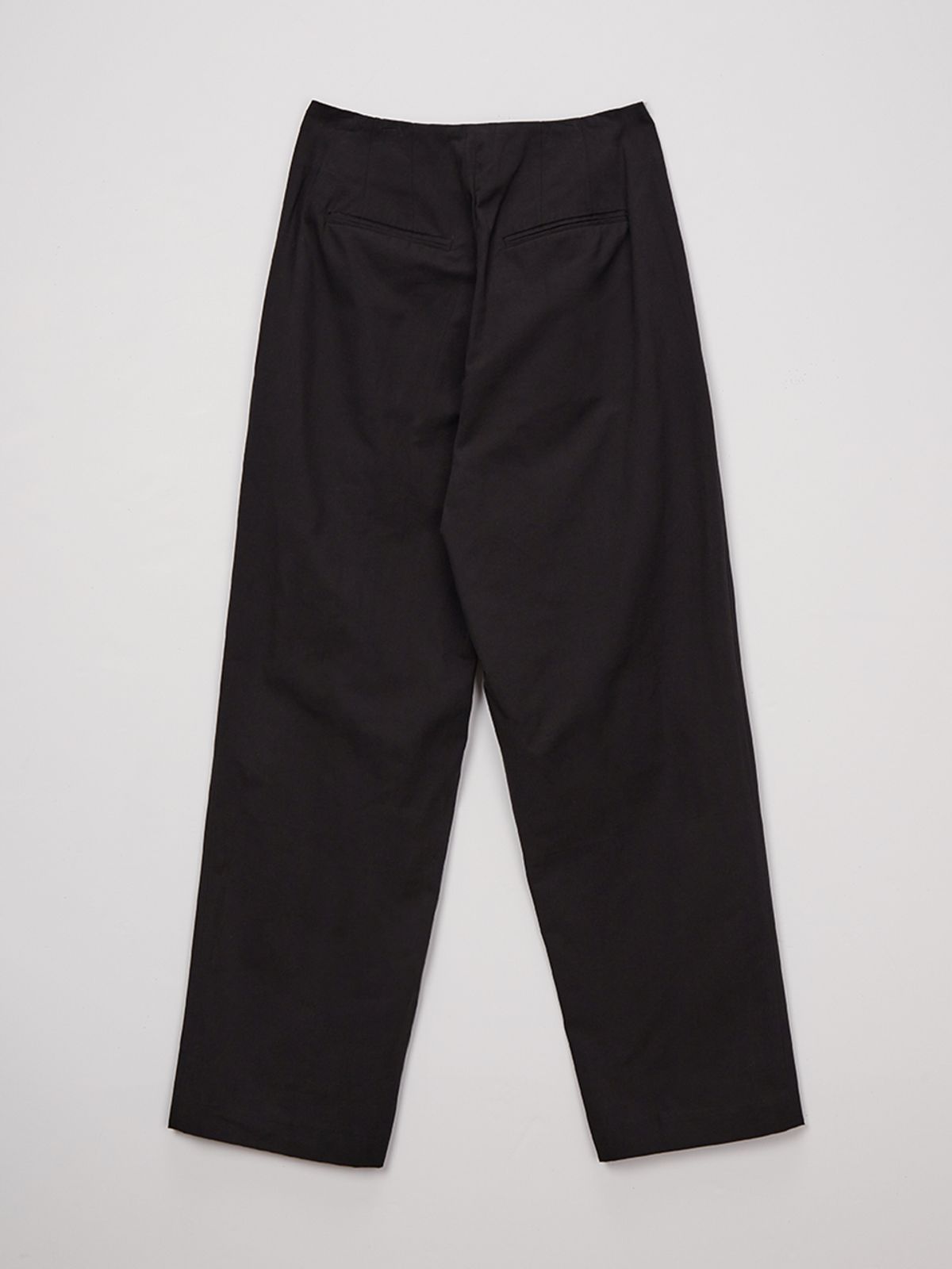 셀리테일즈(CELITAILS) HIGH WAIST TUCK PANTS_STRONG BLACK