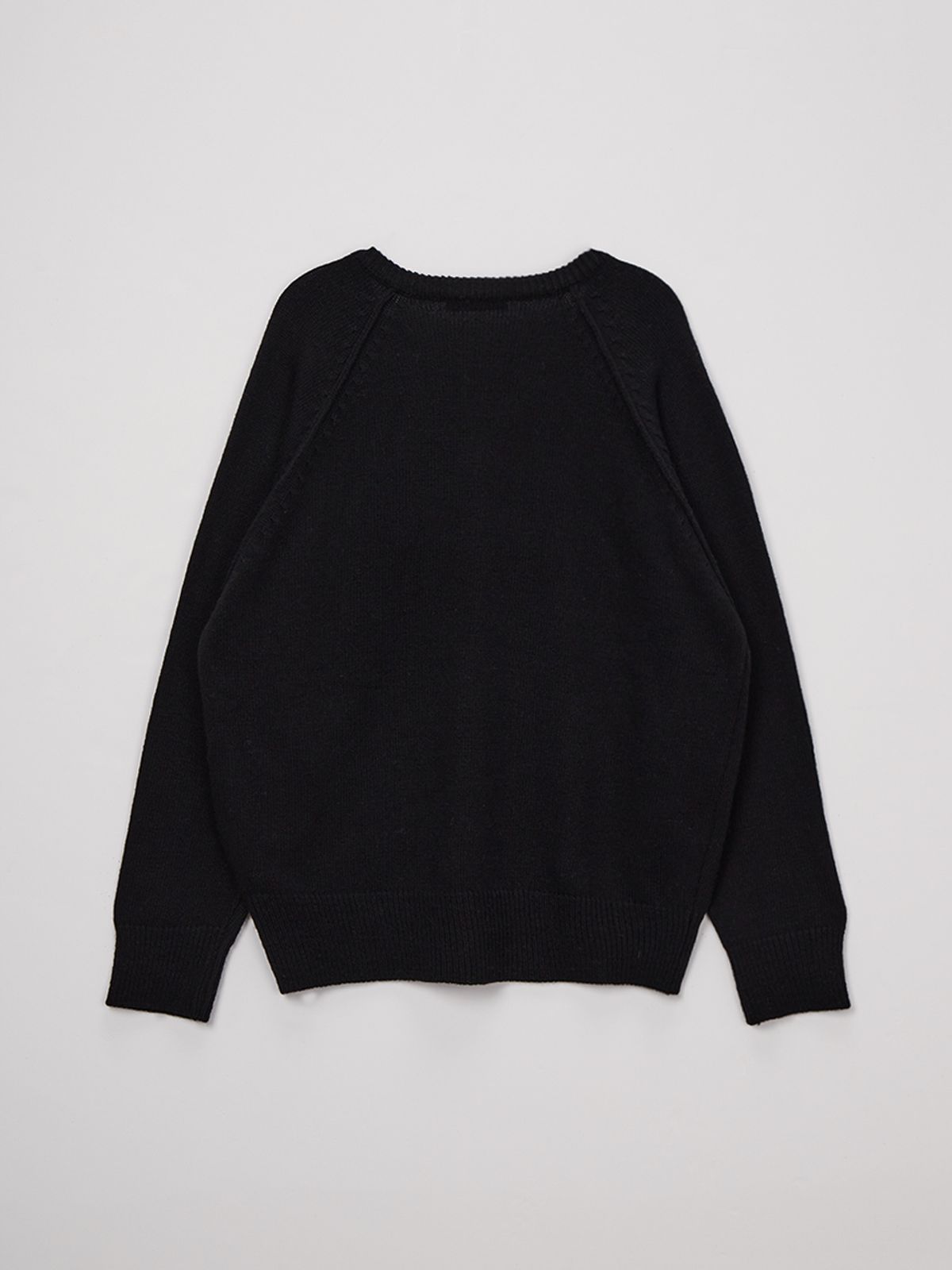 셀리테일즈(CELITAILS) OVERFIT V-NECK PULLOVER_BLACK