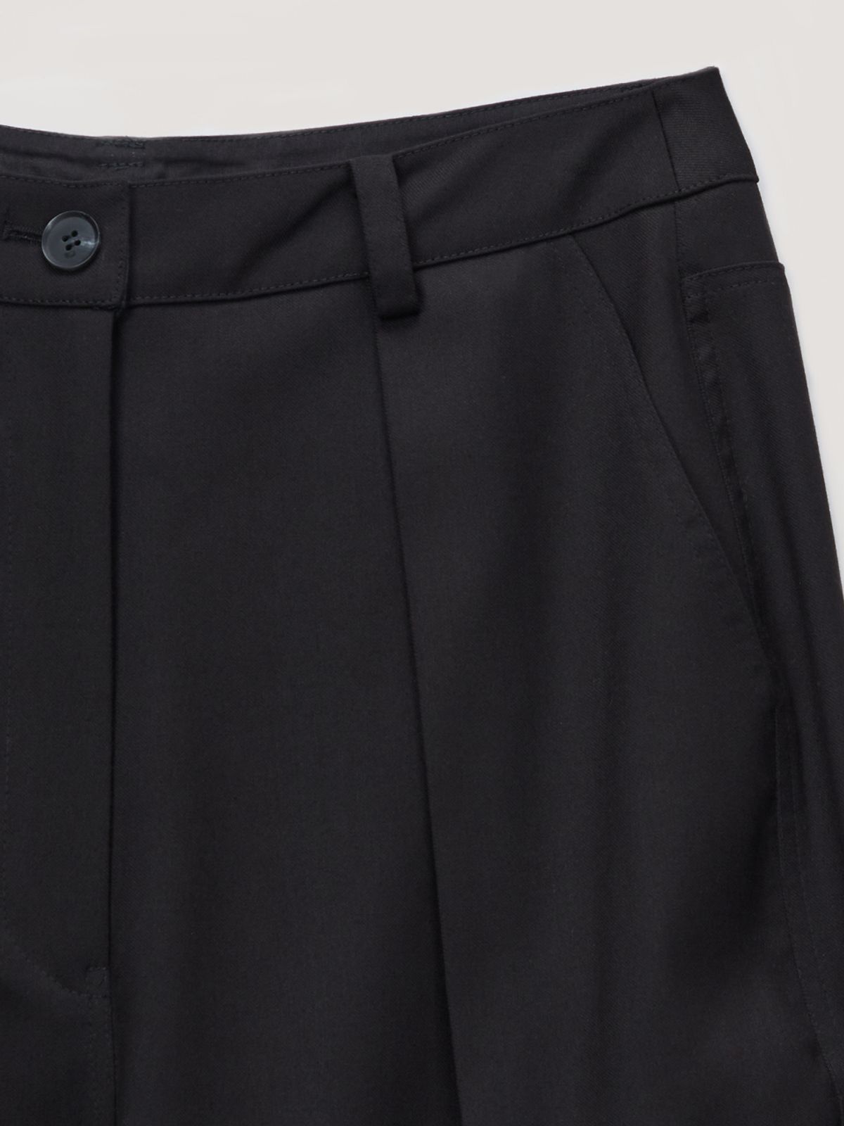 셀리테일즈(CELITAILS) TWO TUCK WIDE PANTS_STRONG BLACK