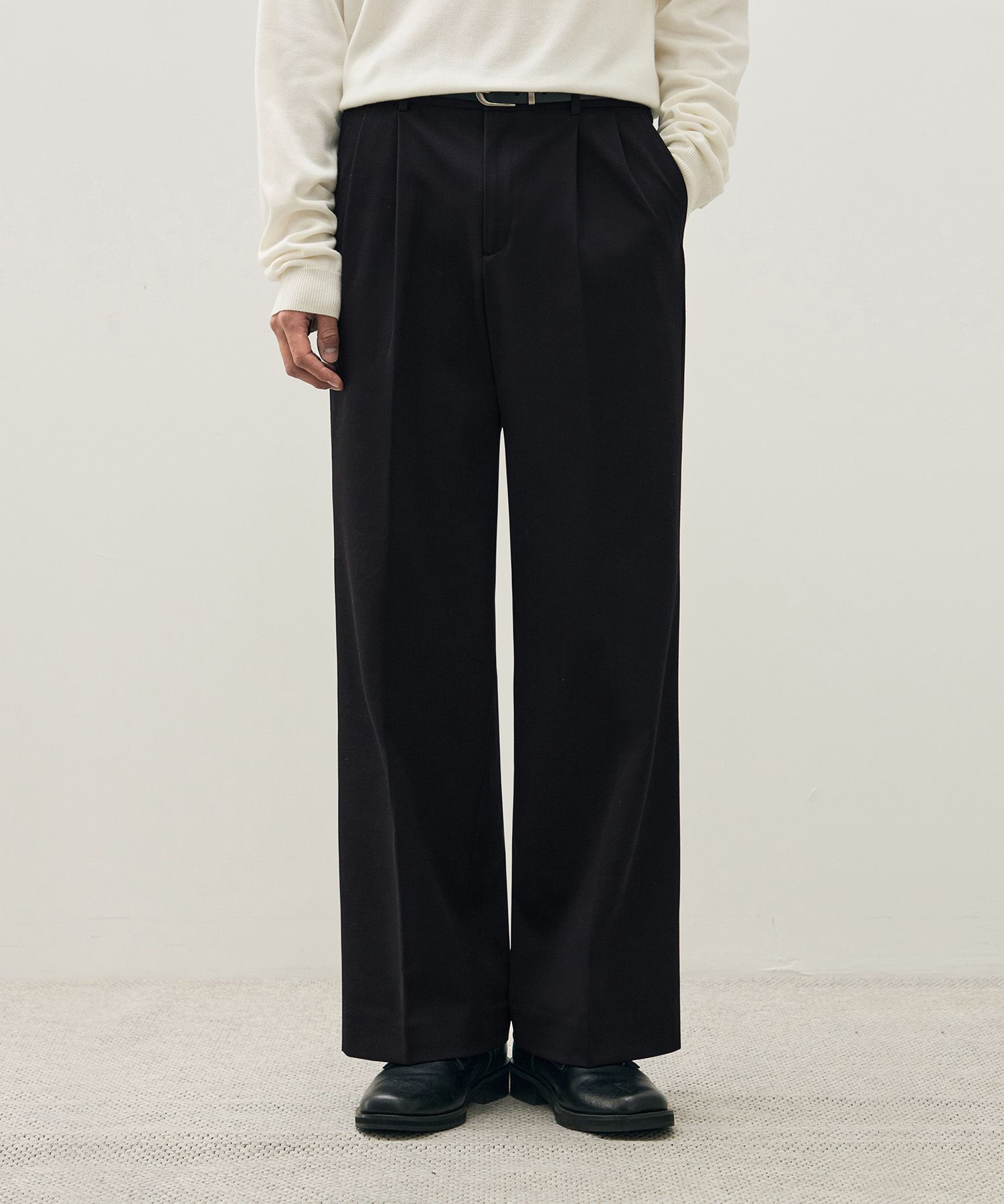 MUSINSA | DRAW FIT Double Pleat Banding Wide Slacks [BLACK]