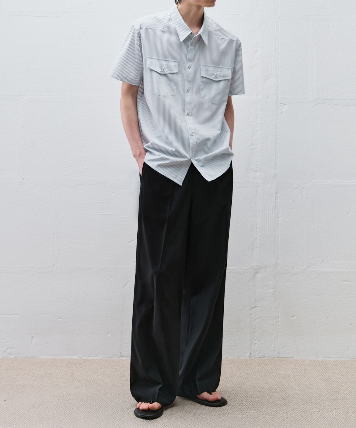 드로우핏(DRAW FIT) 투턱 밴딩 와이드 린넨 슬랙스 [BLACK]