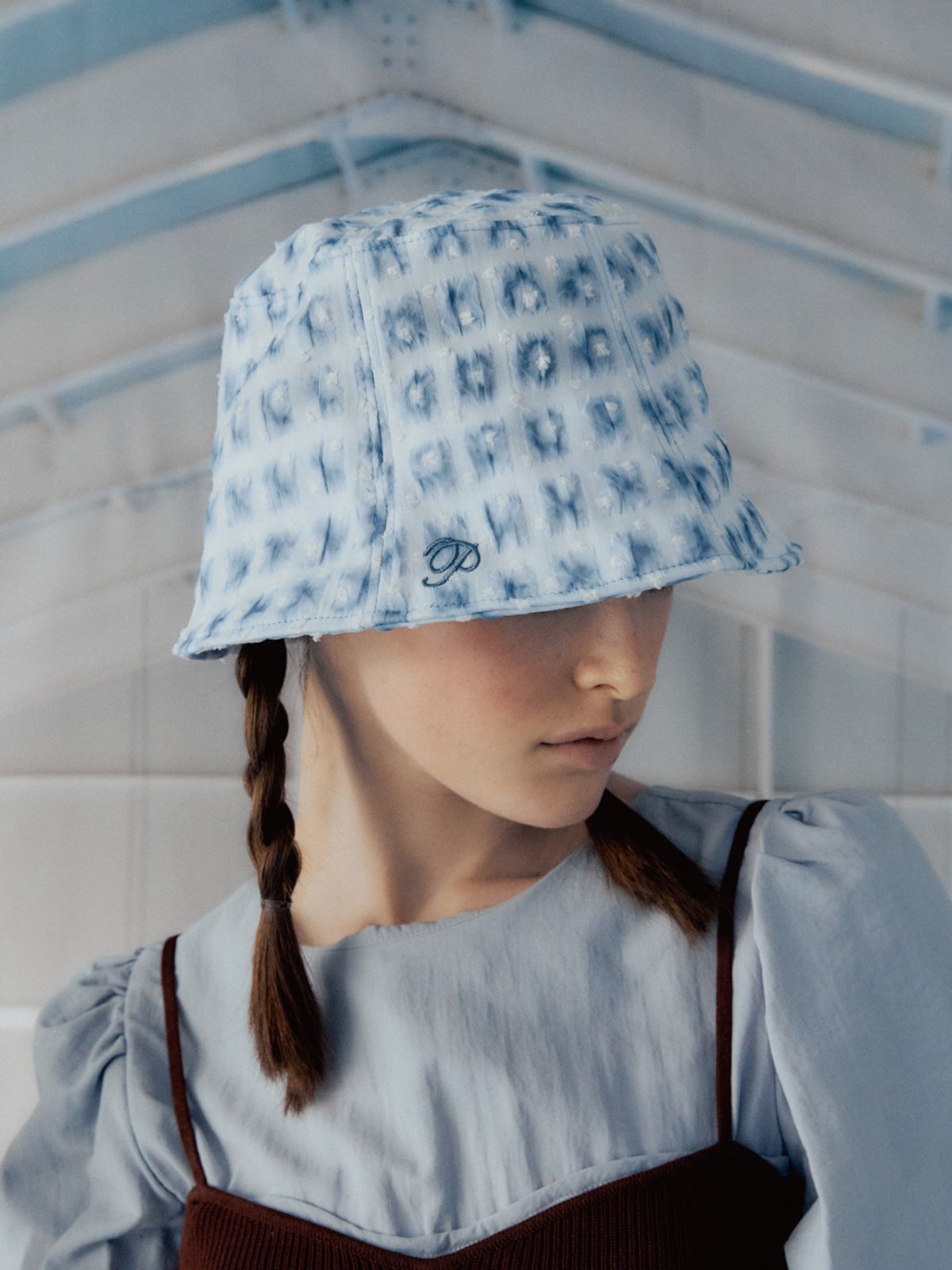 포에지담(POESIEDAME) WATERY ROOM BUCKET HAT