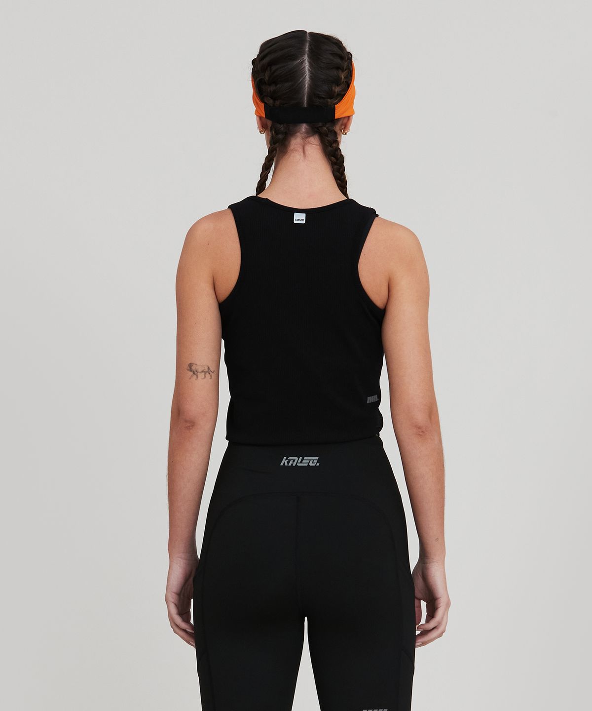 칼렉(KALEG) WOMENS WARM UP TANK TOP (ATHLETIC)_BLACK