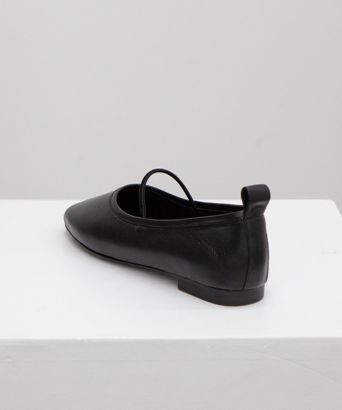 트윗비피(TWVP) SOI FLAT SHOES 소이 플랫  23S04BK