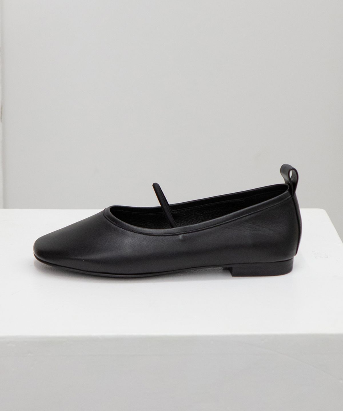 트윗비피(TWVP) SOI FLAT SHOES 소이 플랫  23S04BK
