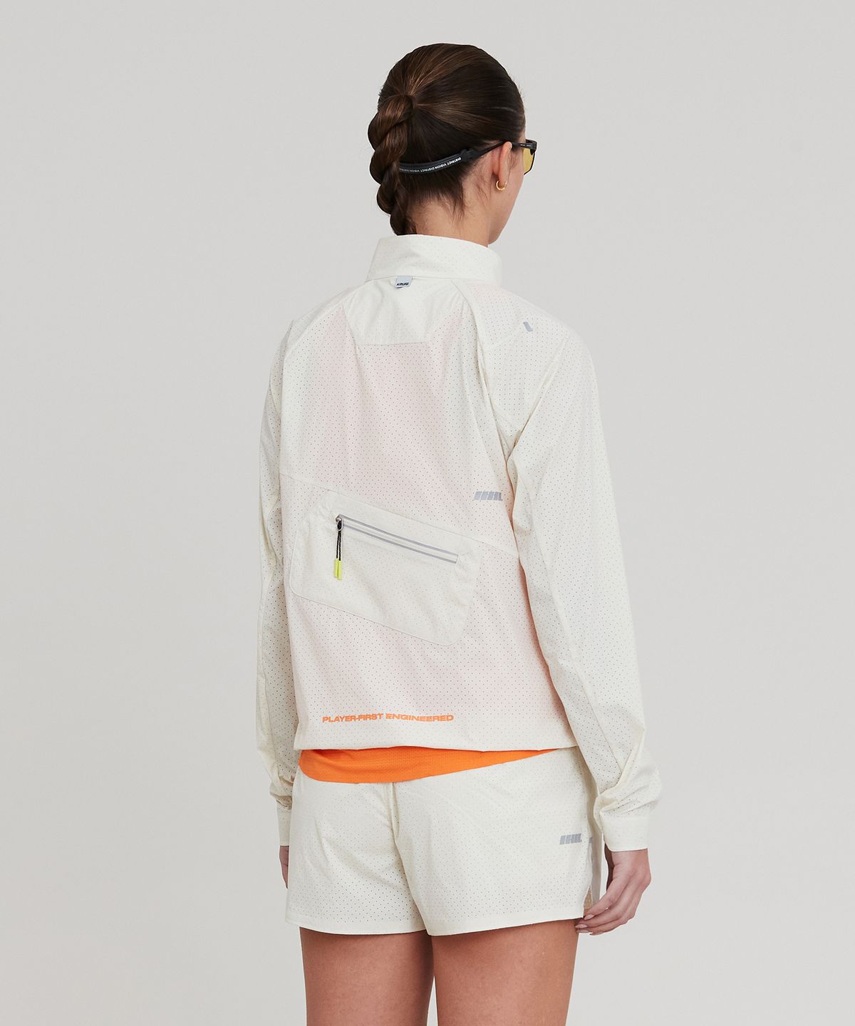 칼렉(KALEG) WOMENS AIR BLADE WIND JACKET (ATHLETIC)_IVORY