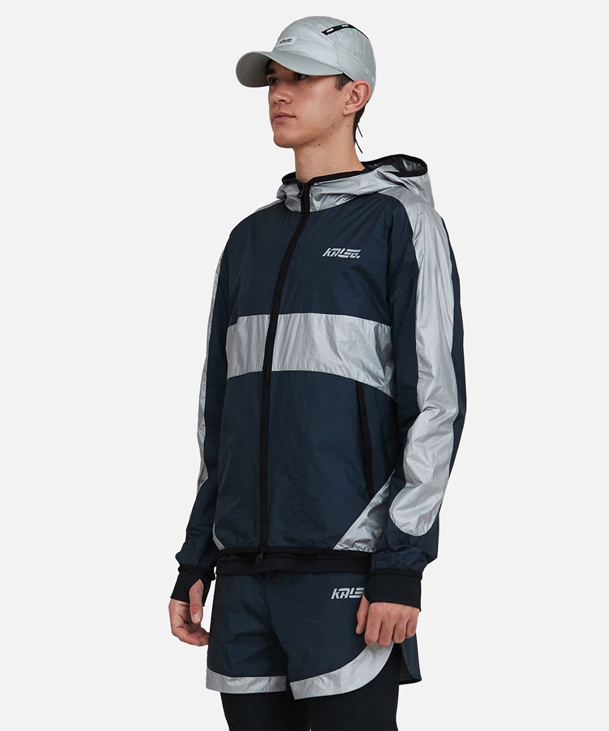 칼렉(KALEG) UNISEX METALIGHT WIND JACKET_NAVY