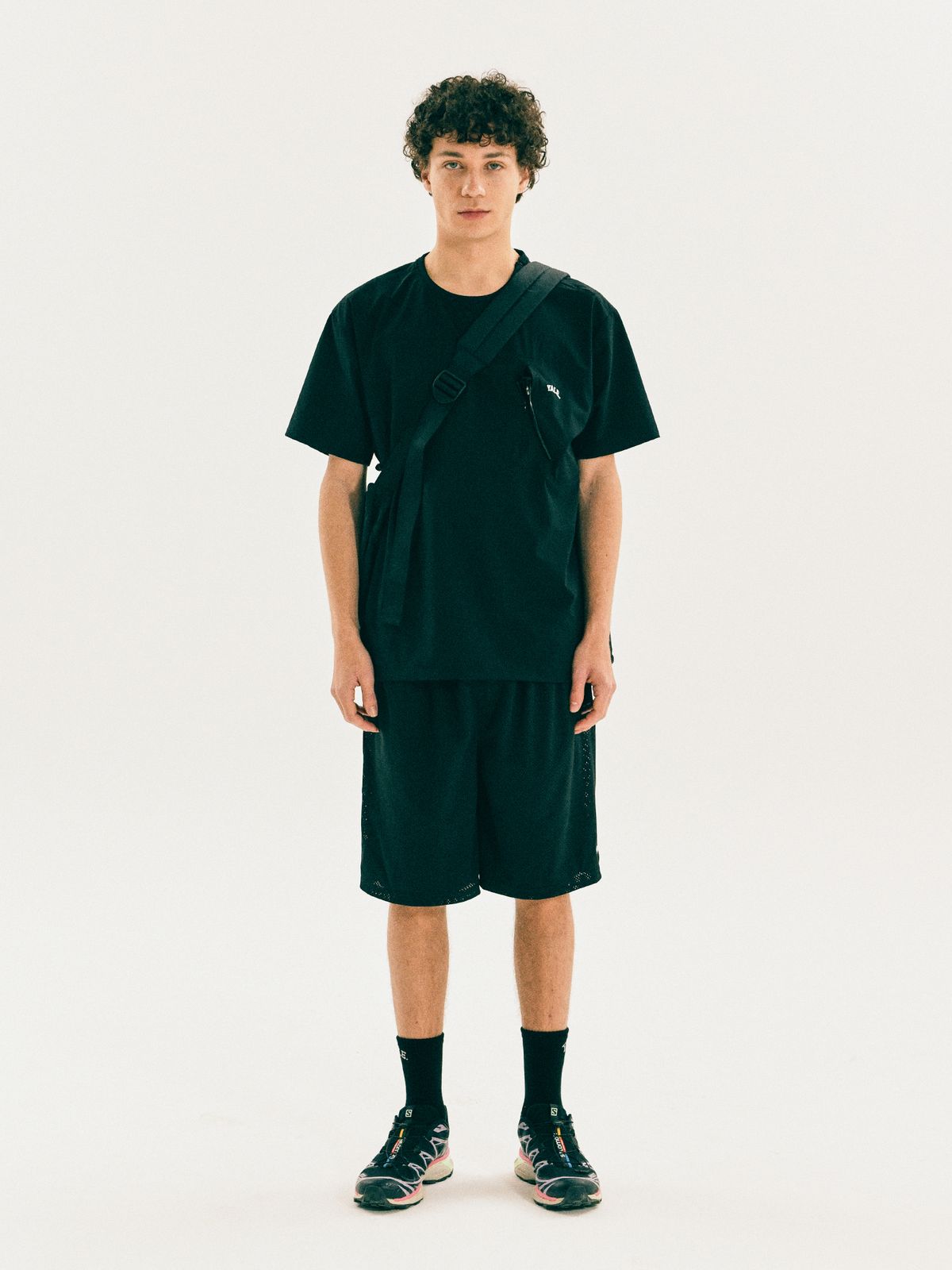 예일(YALE) [ONEMILE WEAR] NYLON STRETCH COMFORT SHORTS LIGHT GRAY