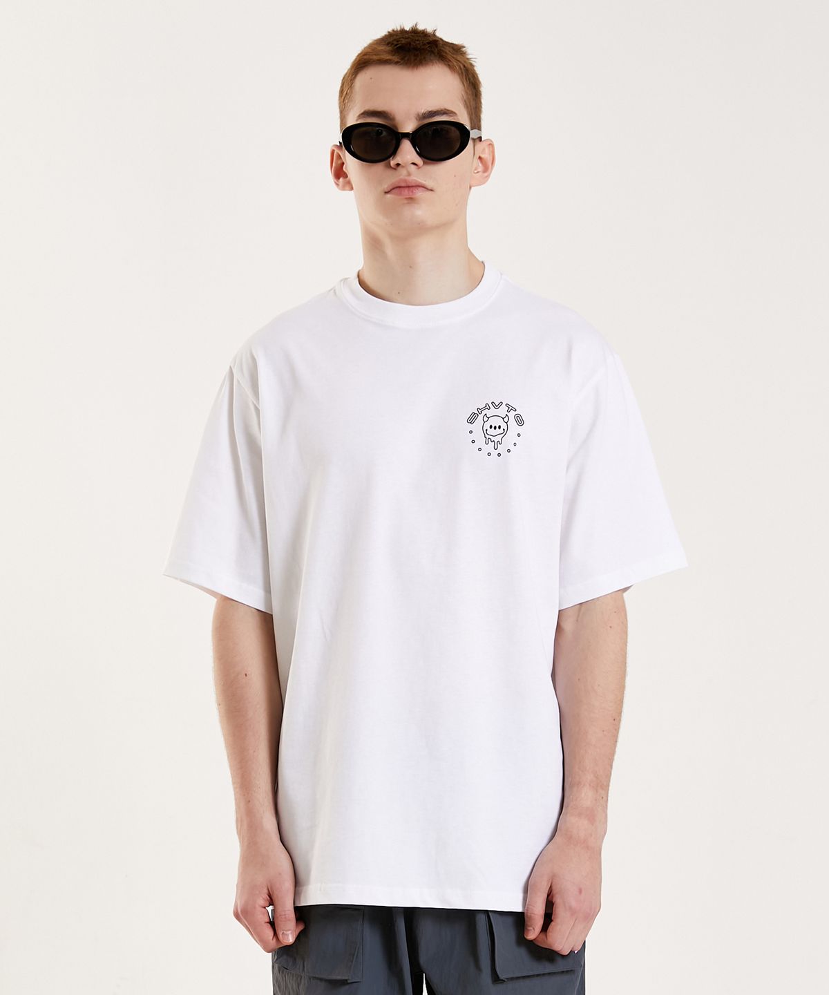 슈브토(SHVTO) Space ghost white t-shirt