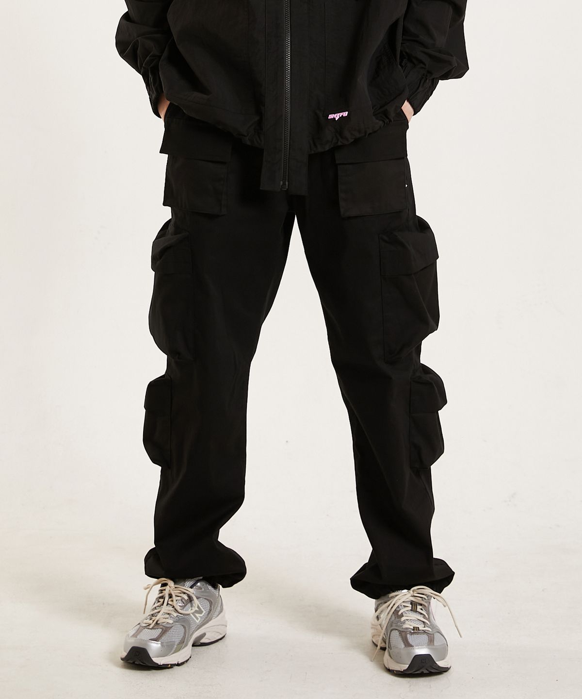 슈브토(SHVTO) Multi pocket pants