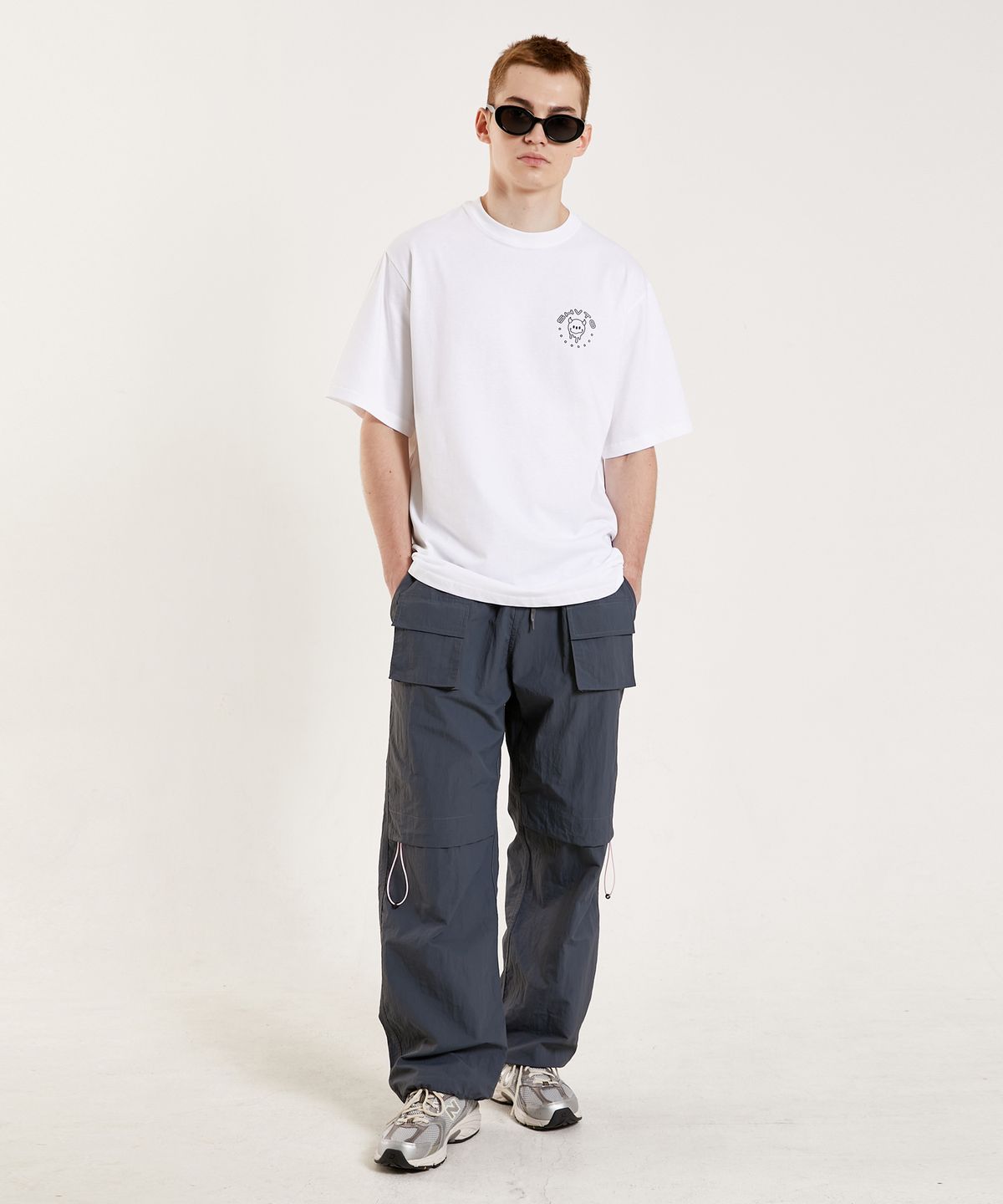 슈브토(SHVTO) Nylon baggy pants
