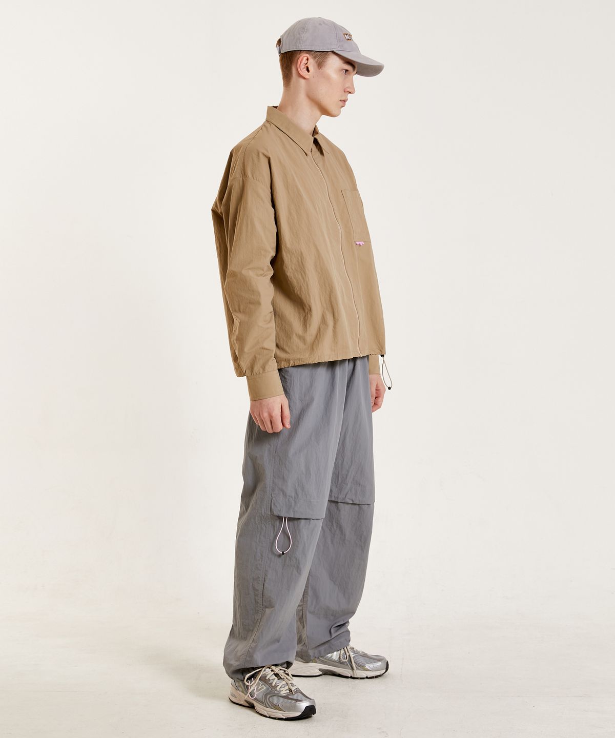 슈브토(SHVTO) Nylon zip shirt