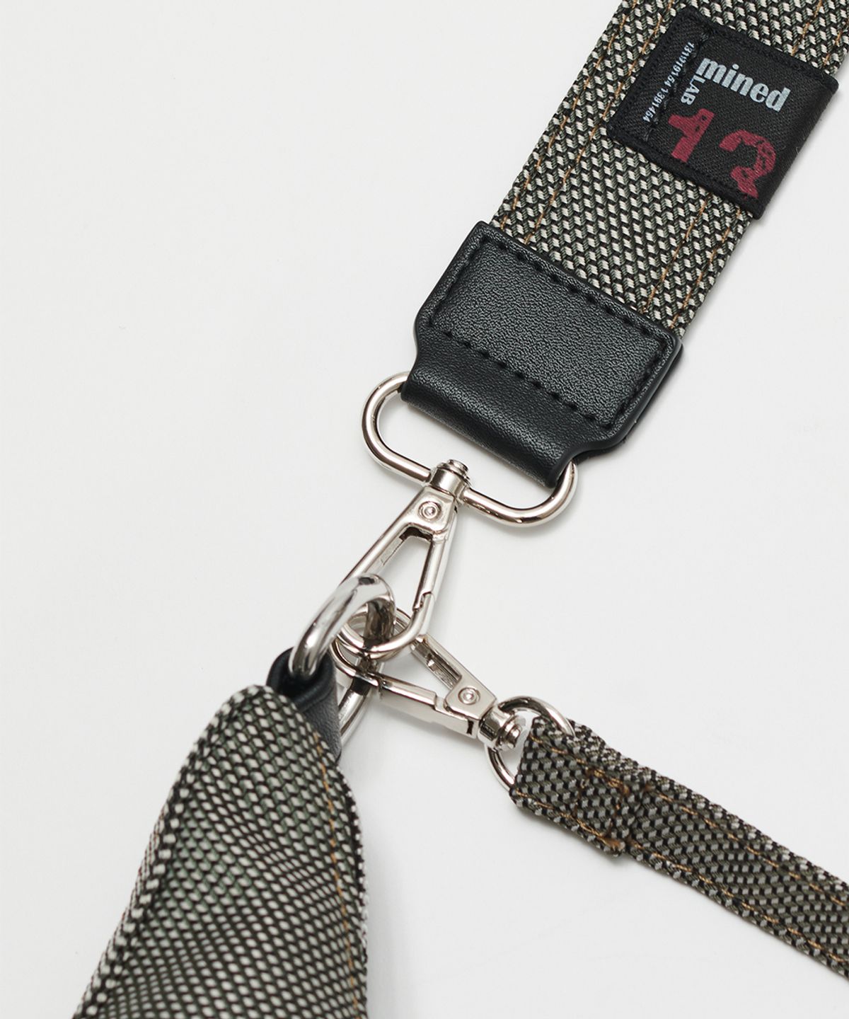 메종미네드(MAISON MINED) TWO TONE SADDLEBAG GREY