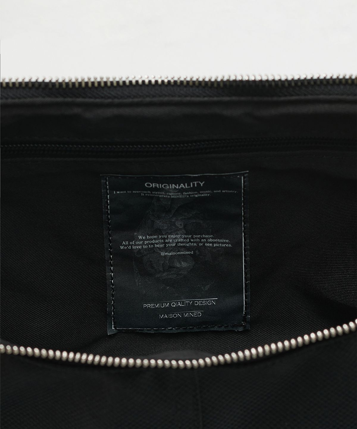 메종미네드(MAISON MINED) TWO TONE SADDLEBAG BLACK