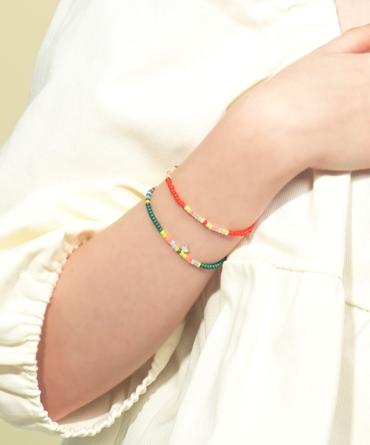 봉보(BONBEAU) Soft pop color beads layered Bracelet 소프트 팝 컬러 레이어드 비즈 팔찌