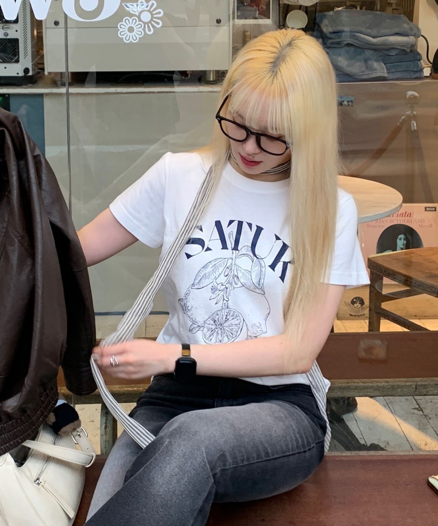 MUSINSA公式 | SATUR Capri Citron Drawing Summer Graphic