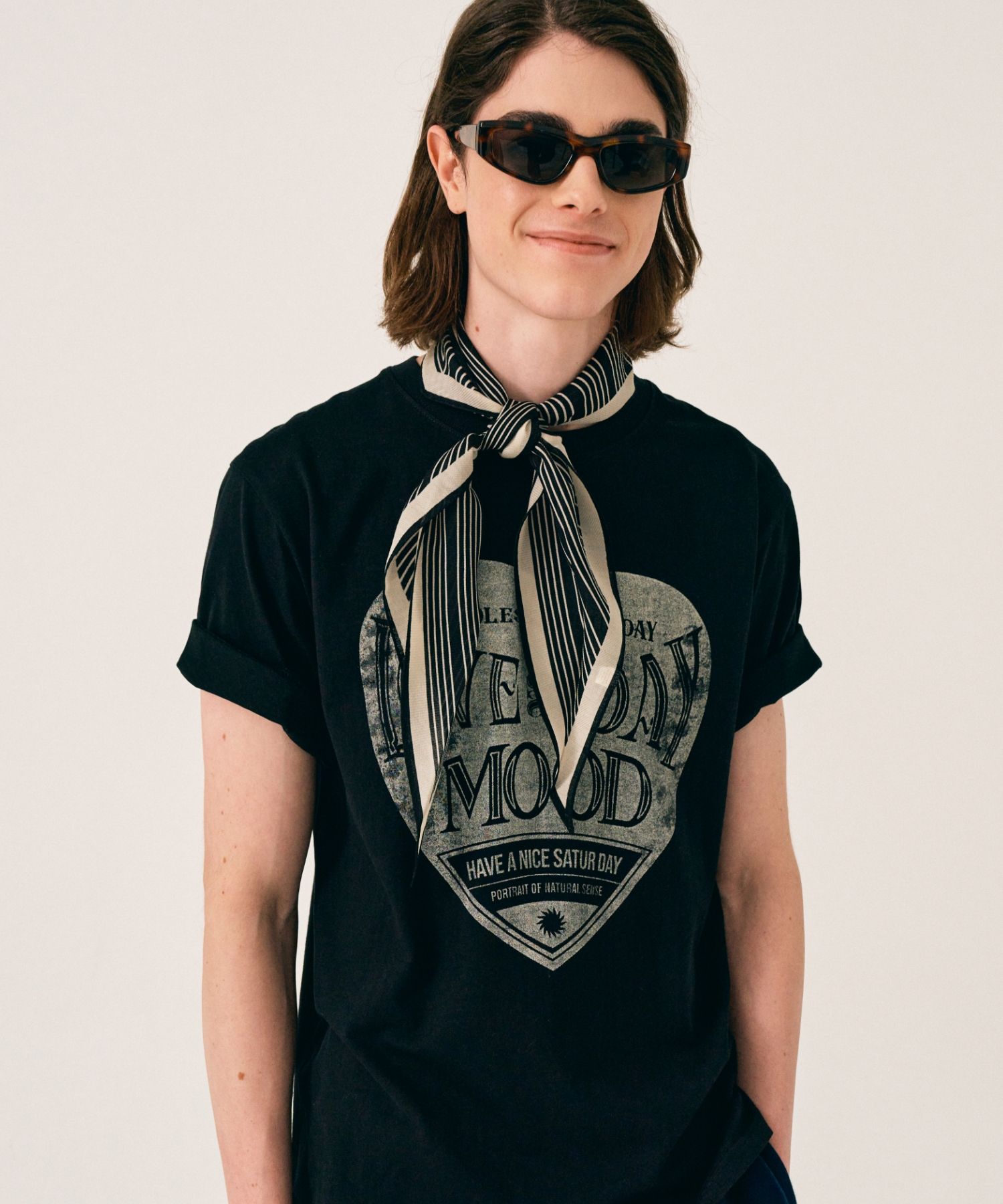 MUSINSA公式 | SATUR Saturday Retro Mood Graphic Short Sleeve MUSINSA公式 | SATUR Saturday Retro Mood Graphic Short Sleeve