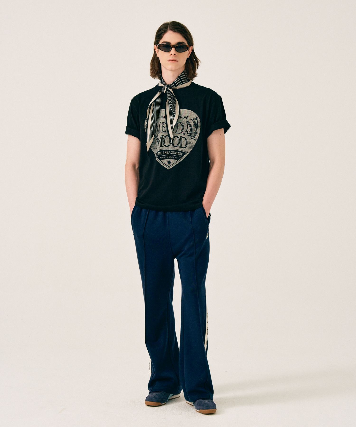 MUSINSA | SATUR Saturday Retro Mood Graphic Short Sleeve T