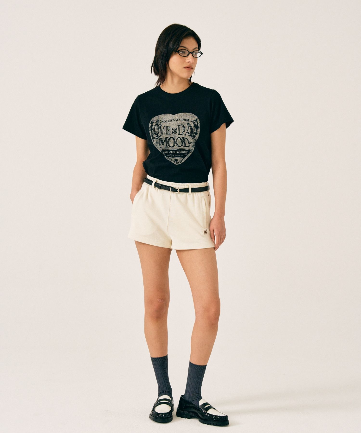 MUSINSA | SATUR Saturday Retro Mood Graphic Short Sleeve T