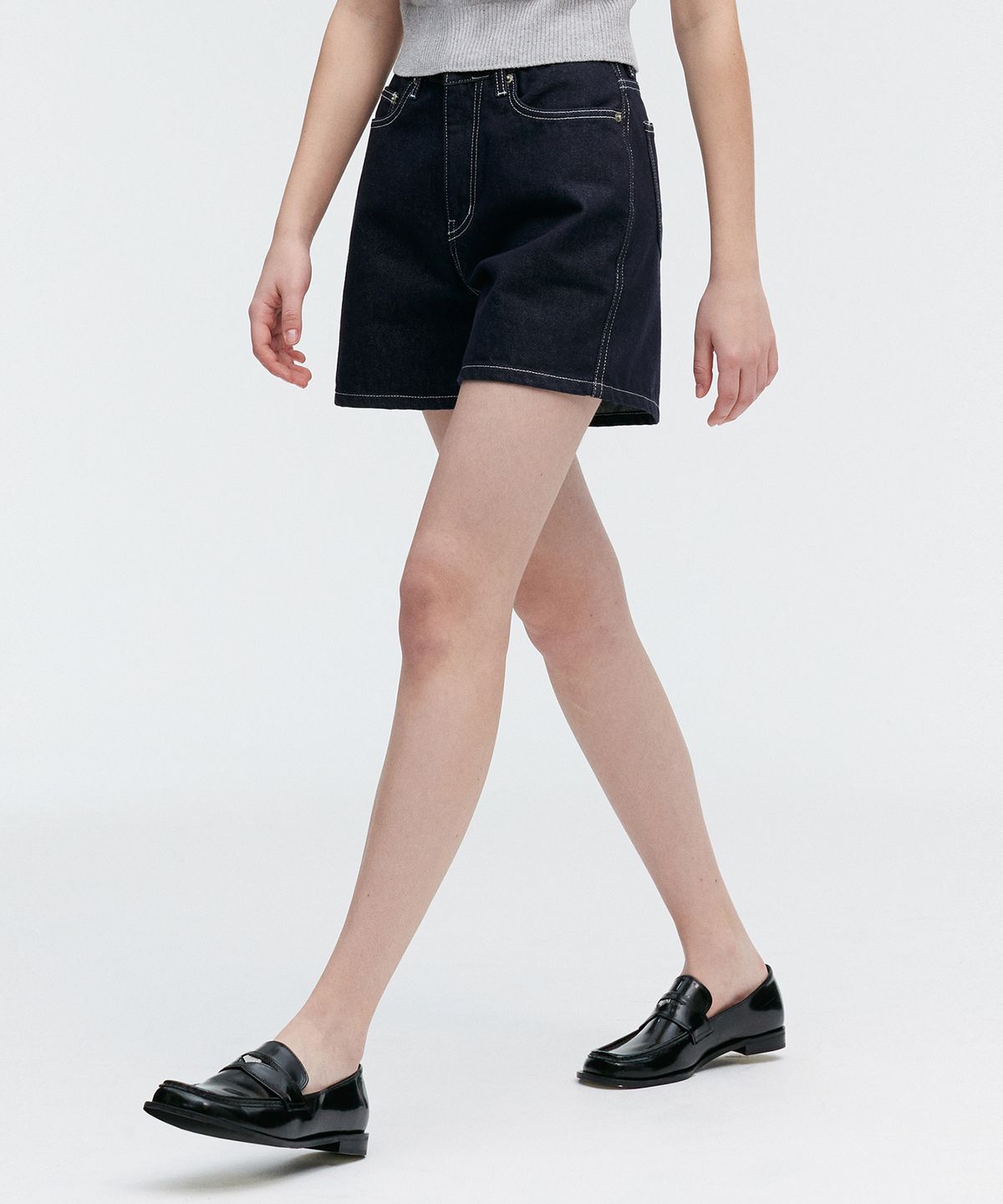 몽돌(MONGDOL) 데님 쇼츠 스티치 팬츠 인디고 MDPT036INDIGO