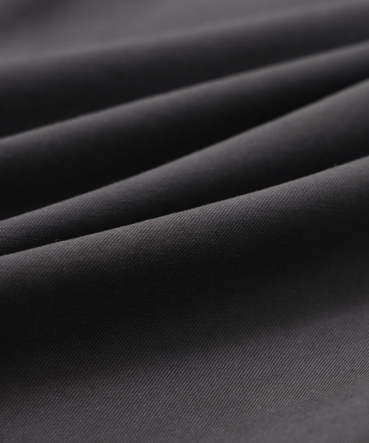 애쉬아워(ASHOUR) Middle Tuck Wide Pants Charcoal