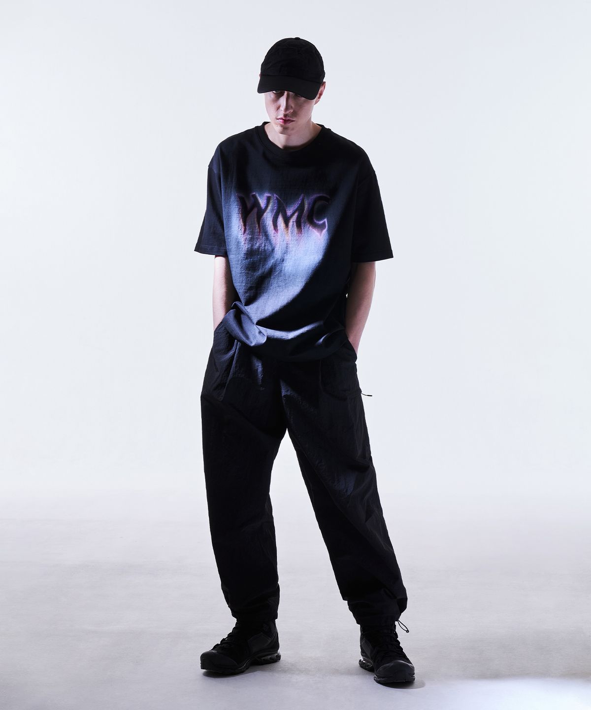 더블유엠씨(WMC) 일루젼 로고 티셔츠_BLACK